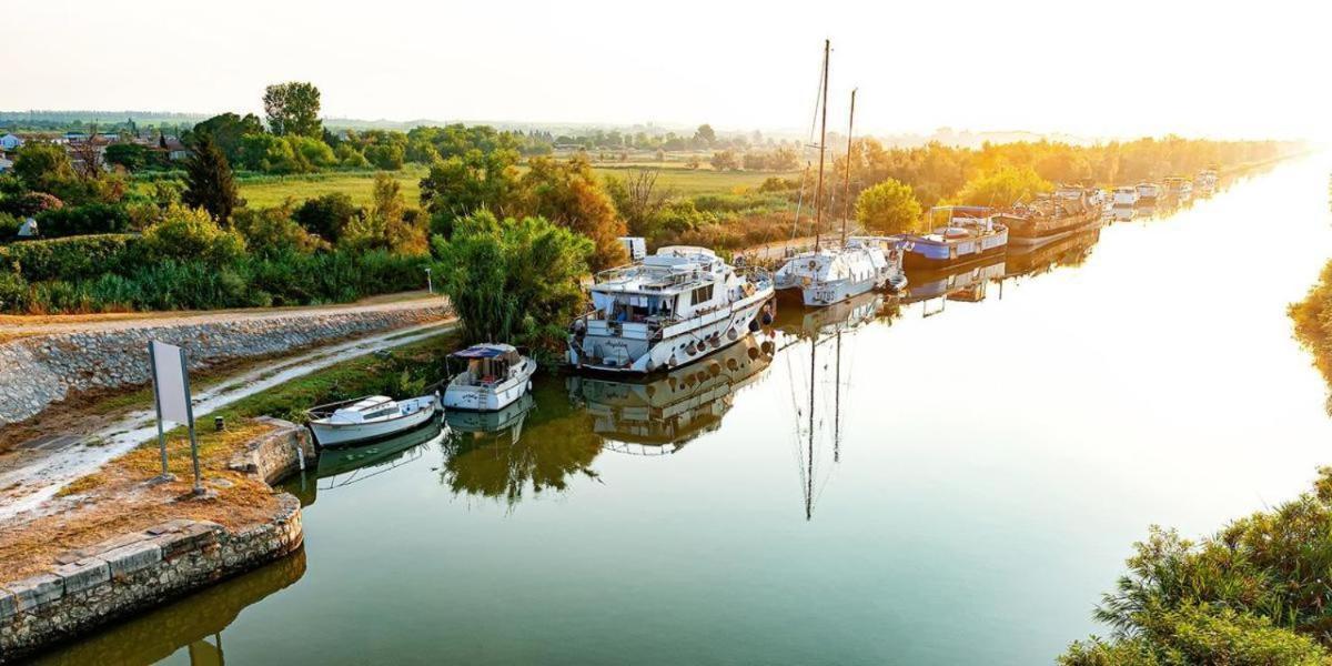 Hotel Sejour Unique Sur Un Bateau "Marius" à Vauvert Extérieur photo