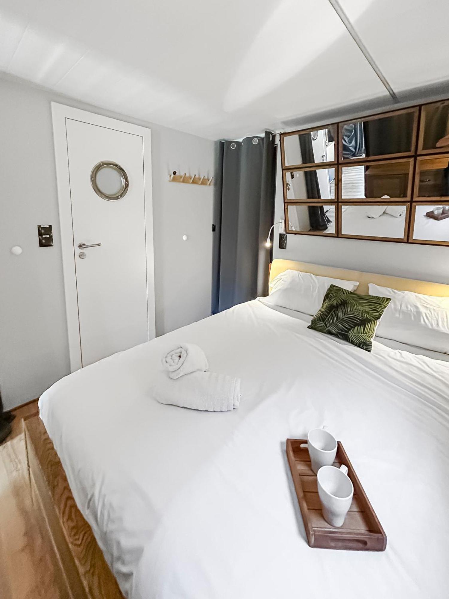 Hotel Sejour Unique Sur Un Bateau "Marius" à Vauvert Extérieur photo