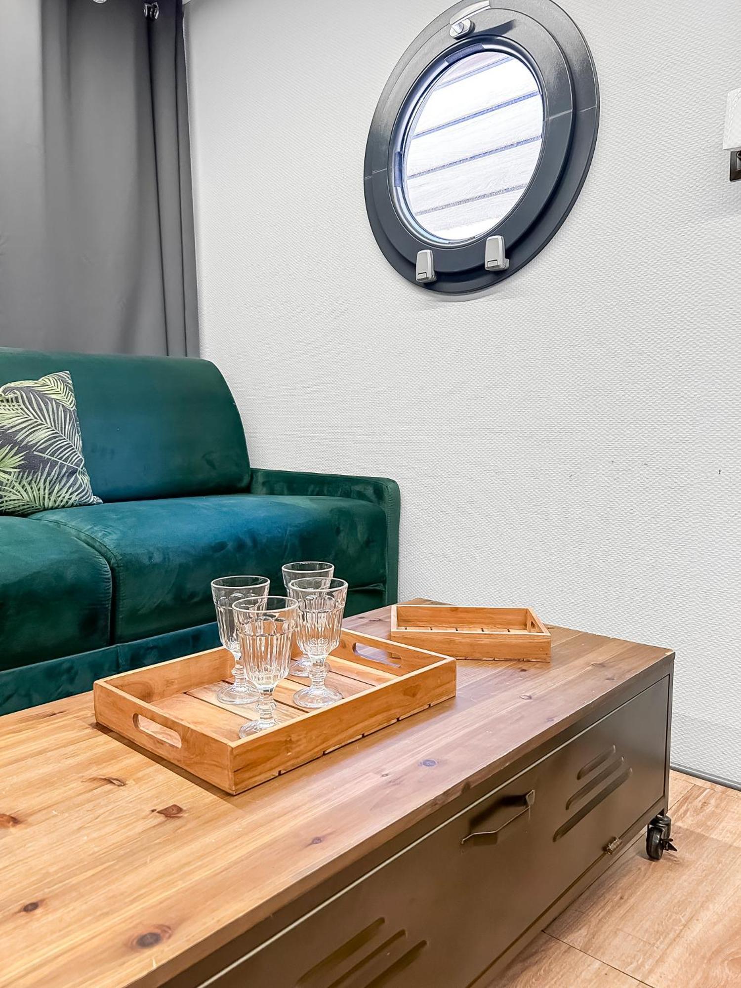 Hotel Sejour Unique Sur Un Bateau "Marius" à Vauvert Extérieur photo